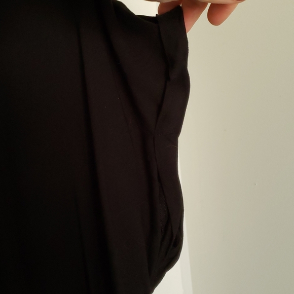 Boxy top with floral embroidery - Picture 5 of 8